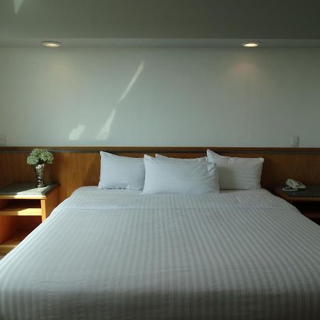 Hotel Amberes Querétaro Buitenkant foto
