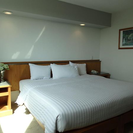 Hotel Amberes Querétaro Buitenkant foto
