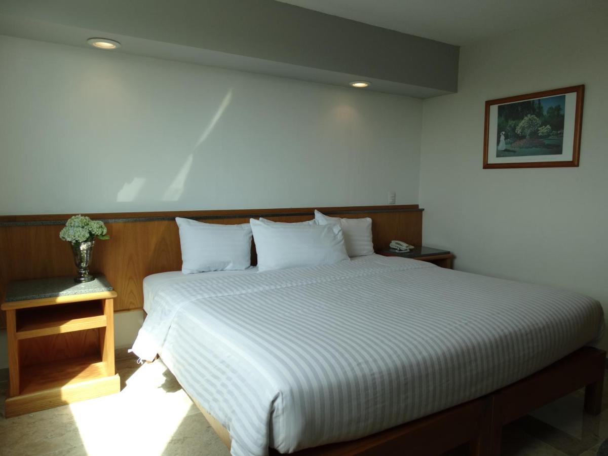 Hotel Amberes Querétaro Buitenkant foto